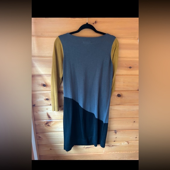 ✨sweater✨ - Picture 2 of 3